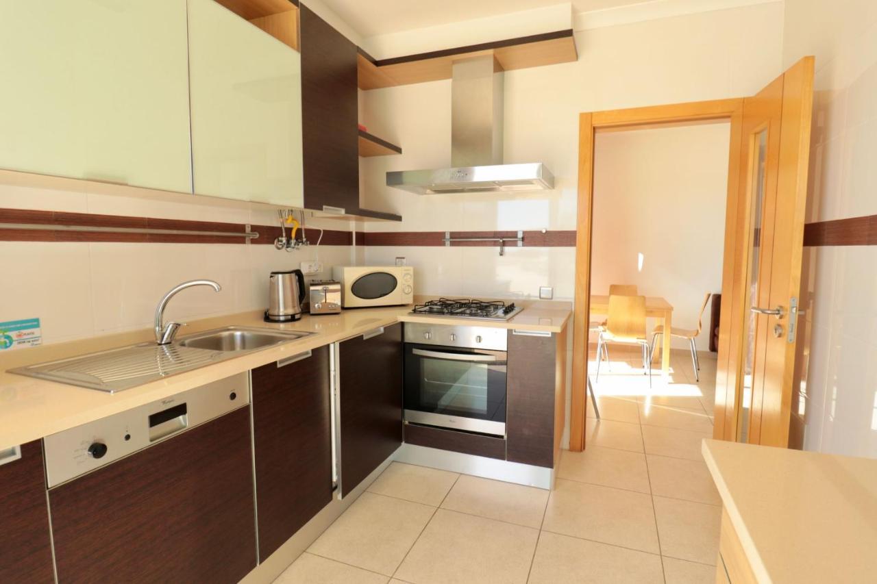Apartamento Olhos De Água 1BR with Pool, AC&Free Parking Albufeira Exterior foto